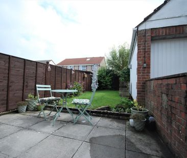 2 bedroom semi-detached house to rent - Photo 6