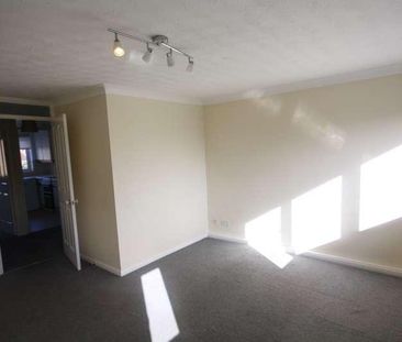 Bridlington Spur, Slough, SL1 - Photo 2