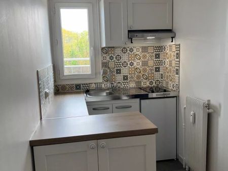 Location Appartement 1 pièces 22 m2 à Chelles - Photo 2