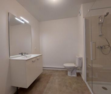 Location Appartement 2 pièces 42m² NOTRE DAME DE BONDEVILLE 76960 - Photo 6