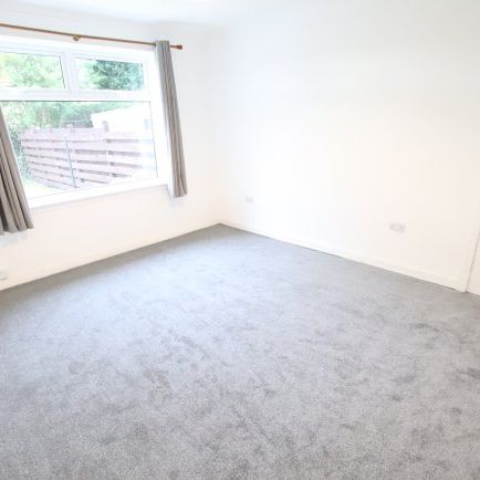 Hillneuk Drive, Bearsden - Photo 1