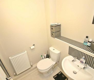 2 bedroom flat to rent - Photo 6