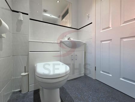 Southdown Drive, LE4, Leicester - Photo 2