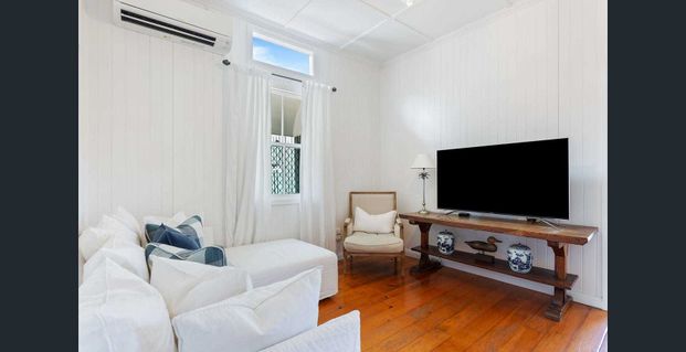 44 Eleanor Street - Photo 1