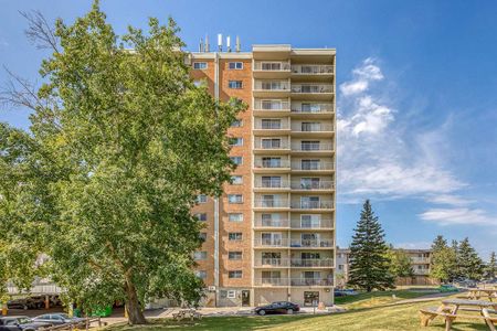 Holly Acres Apartments - 1 Bedroom - Photo 4