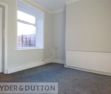 3 bedroom terraced house to rent - Photo 4