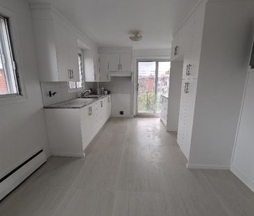 Grand 5 1/2 RÉNOVÉ St-Léonard - Photo 3