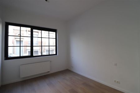 Gelijkvloers appartement te huur in Berchem - Photo 2