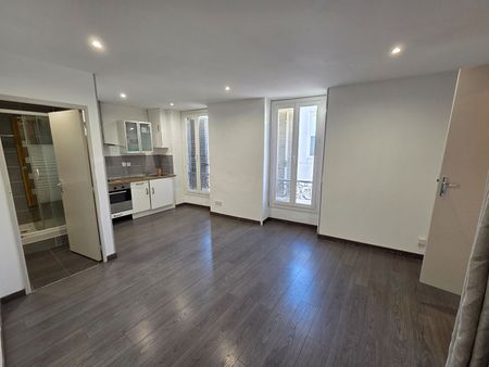 Appartement Nimes 1 pièce(s) 23.76 m2, - Photo 3