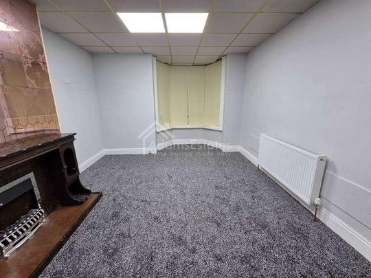 South Street, Dewsbury, WF12 - Photo 1