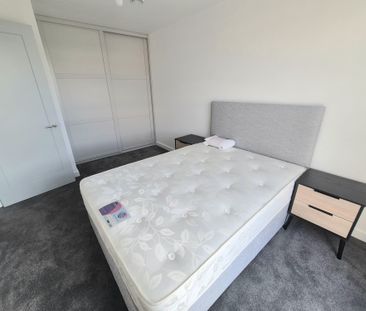 Cow Green, Halifax - Photo 3