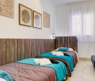 2 room luxury Apartment for rent in Málaga, Andalusia - Photo 1