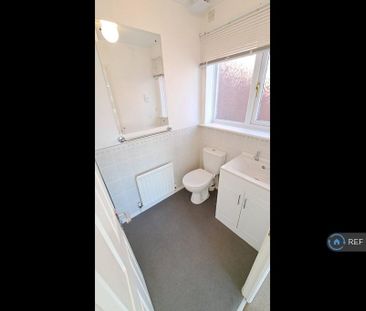 3 bedroom detached house to rent - Photo 6