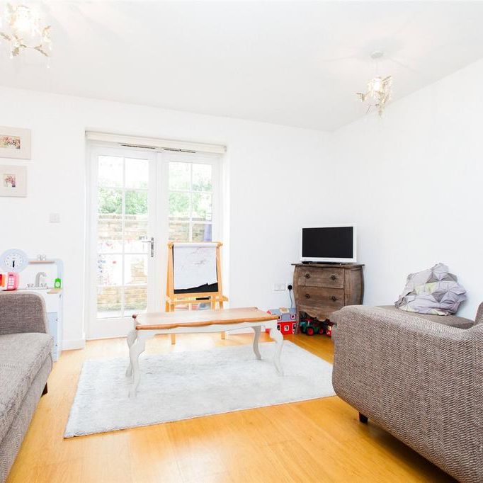 2 bedroom house to rent - Photo 1