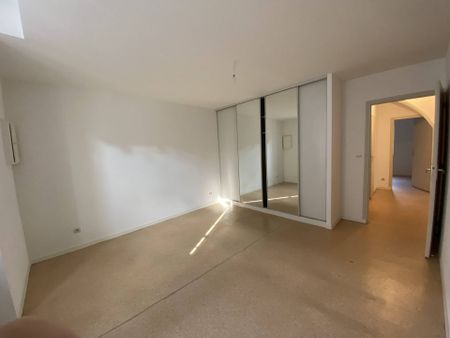 Location appartement 4 pièces 83.49 m² à Bourg-lès-Valence (26500) - Photo 2