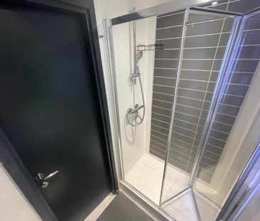 1 bedroom in a house share to rent - Photo 6