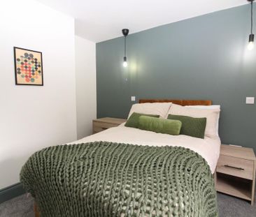 1 bedroom in a house share to rent - Photo 3