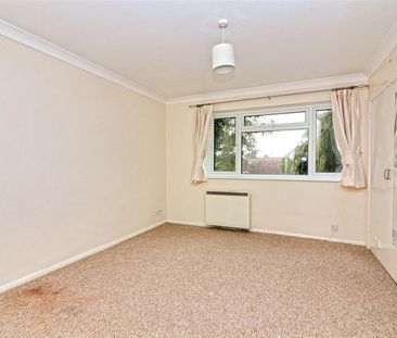 South Farm Road, Worthing - Photo 1