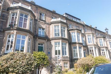 3 bedroom apartment to rent - Photo 2