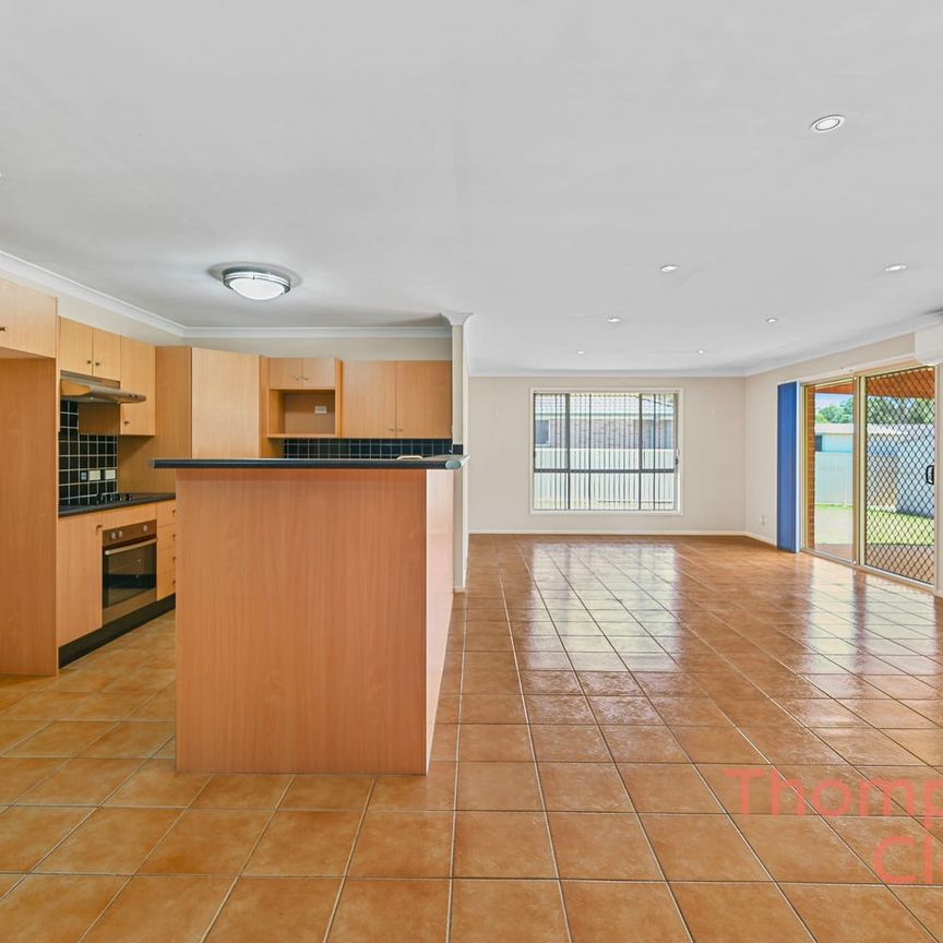Fantastic home in a great location! - Photo 1
