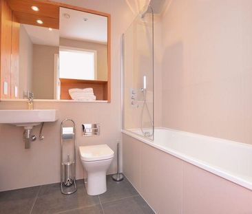 1 bedroom flat to rent - Photo 5