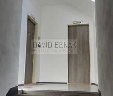 Pronájem bytu 2+kk 56 m² - Photo 1