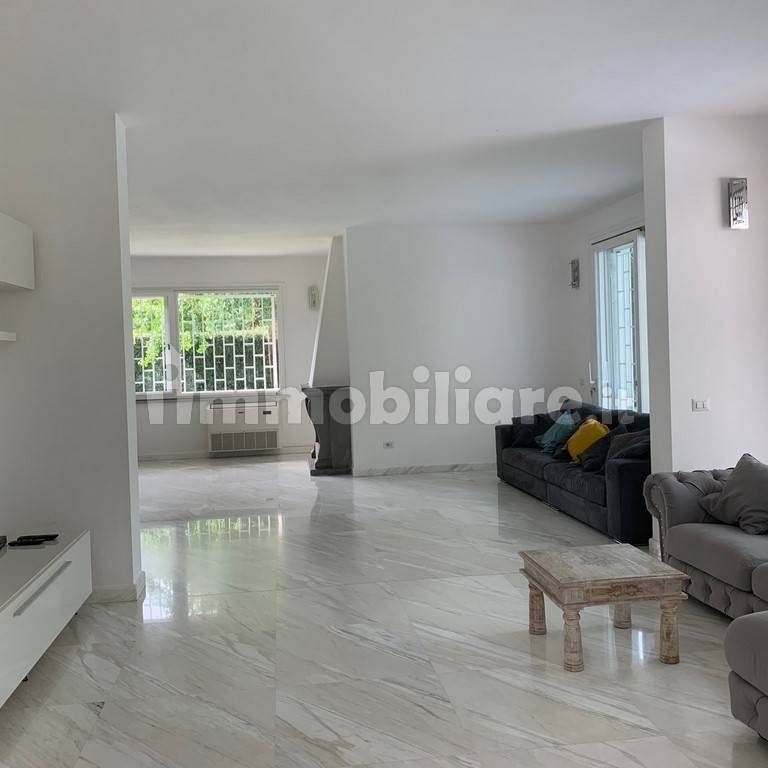 Villa unifamiliare via Poveromo 49, Ronchi - Poveromo, Massa - Photo 1