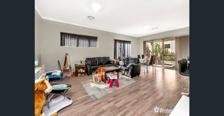 Easy to maintain Family home in a central location - Photo 3
