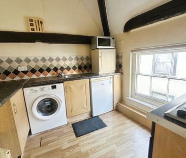 High Street - Photo 4