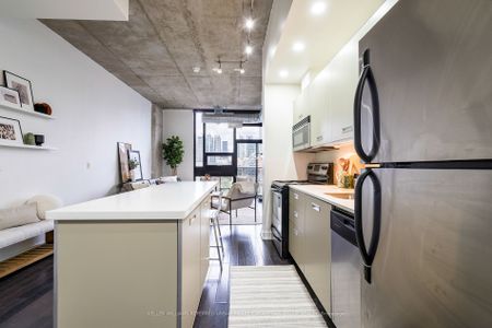 For Lease - 60 Bathurst Street Unit# PH 1008, Toronto, Ontario - Photo 3