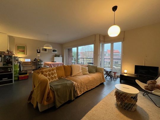 Appartement met 2 slaapkamers en prachtig uitzicht in hartje Torhout - Photo 1