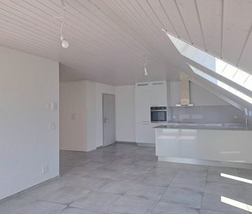 COLLÈGE 20, Appartement de 3.5 pièces dans quartier résidentiel - Photo 2