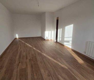 Location Appartement 2 pièces 49m² ORLEANS 45000 - Photo 1