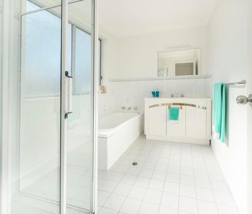 Unit 1/14 Havenview Road, Terrigal - Photo 2