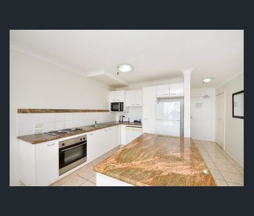 OCEAN VIEWS - 21ST FLOOR - FOCUS APARTMENTS - Photo 5