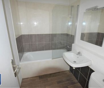 Location Appartement 2 pièces 30m² CHOLET 49300 - Photo 2