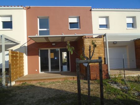 Location Maison 4 pièces 73m² CARPENTRAS 84200 - Photo 4