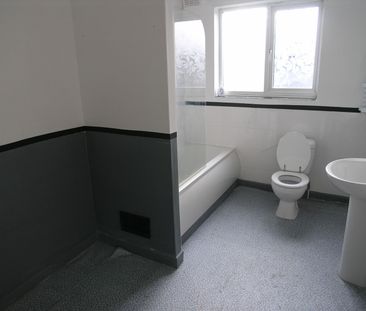 Cherry Street, Halesowen - Photo 5