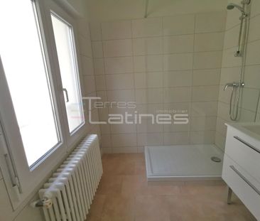 Location Appartement 2 pièces 49m² NIMES 30000 - Photo 3