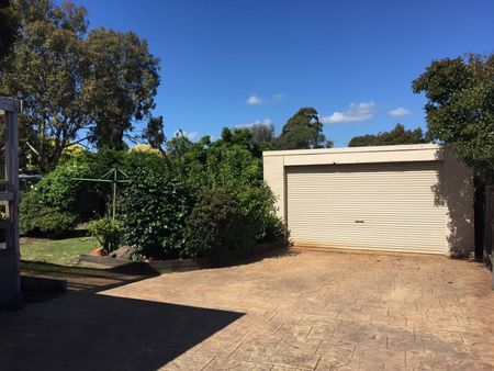 Great Family Home - Photo 3