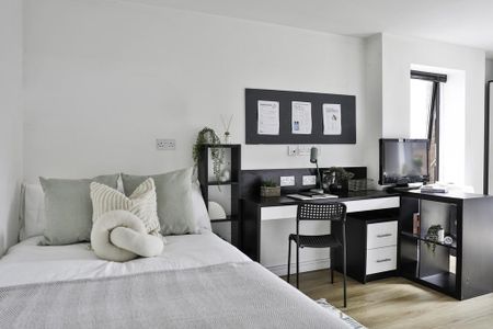 1 bedroom in a house share to rent - Photo 4