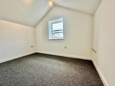 3 bedroom apartment to rent - Photo 4
