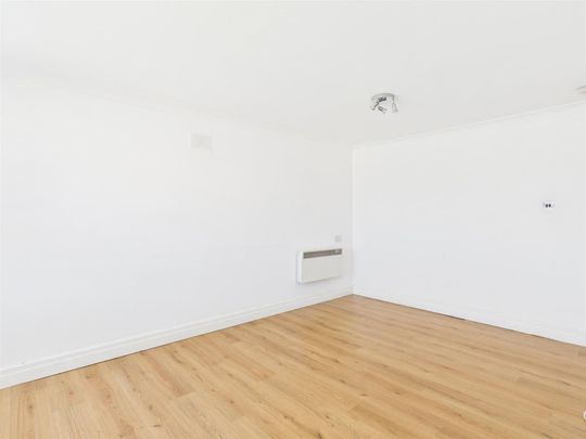 Sandbrook Court, Wirral, 1 bedroom, Flat - Purpose Built - Photo 1