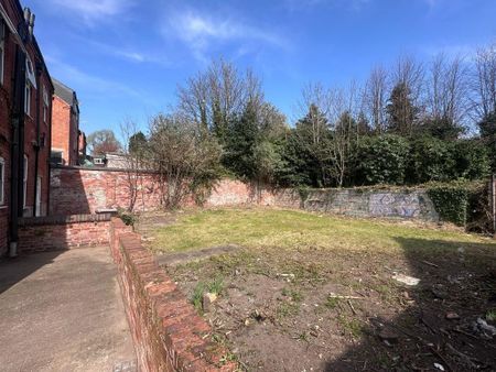 4 bedroom flat to rent - Photo 3