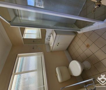 Quiet Complex, Pool & A/C - Photo 5