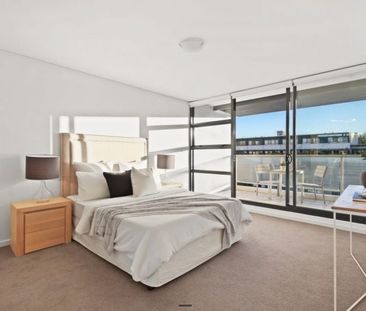 Light-Filled Apartment with Two Balconies in Alexandria's Best Address - Photo 3