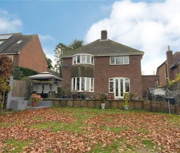3 bedroom detached house to rent - Photo 4