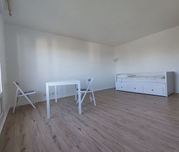 Location Appartement 1 pièce 31m² - Photo 4