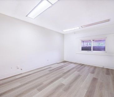 For Lease - 166 Main Street Unit# 1, Brampton, Ontario - Photo 4