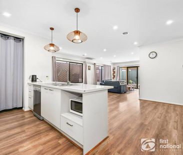 Spacious Four-Bedroom Home with Solar & Side Access - Photo 2